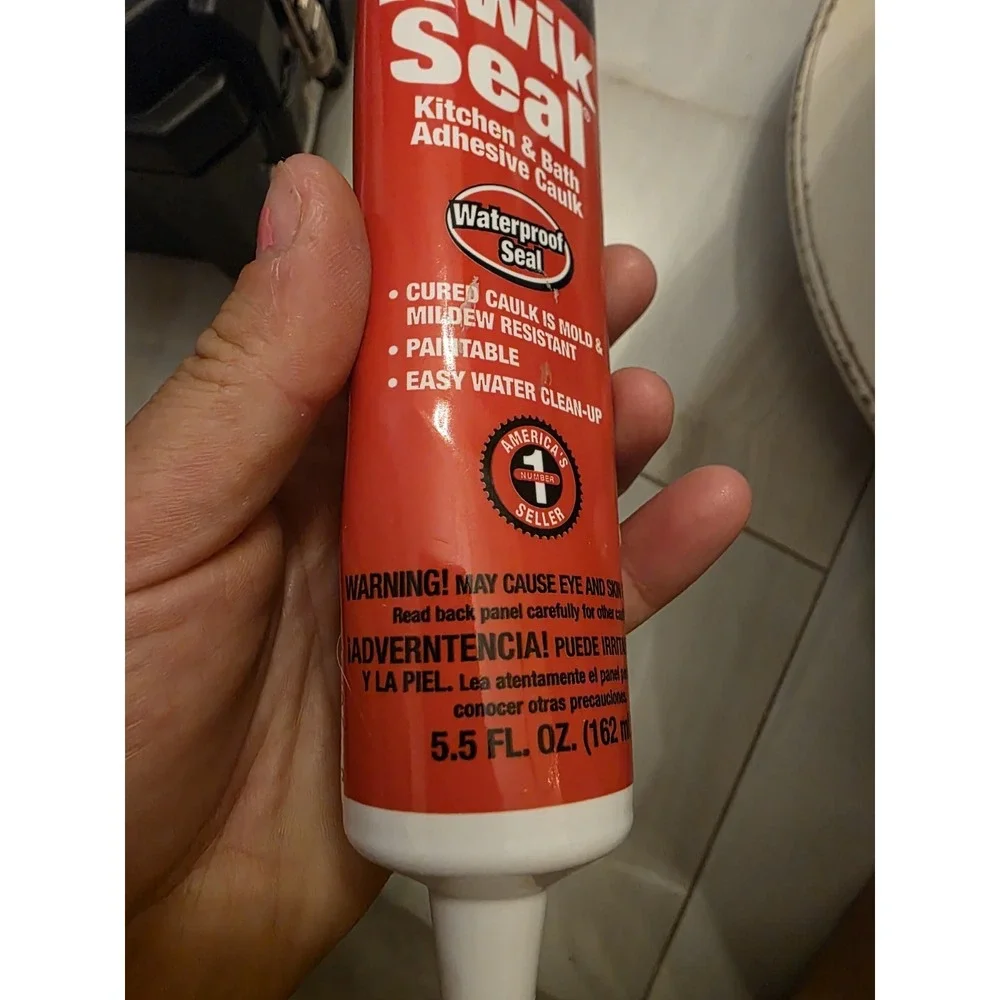 DAP Kwik Seal White 6oz ‎ 18001